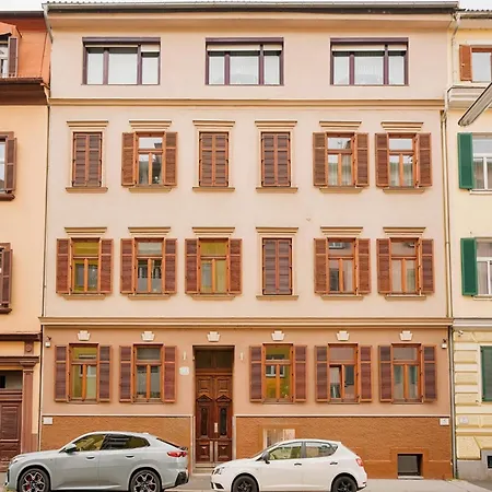 Daire Modernes City-apartment In Graz