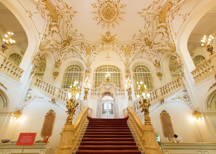 Modernes City-apartment In *