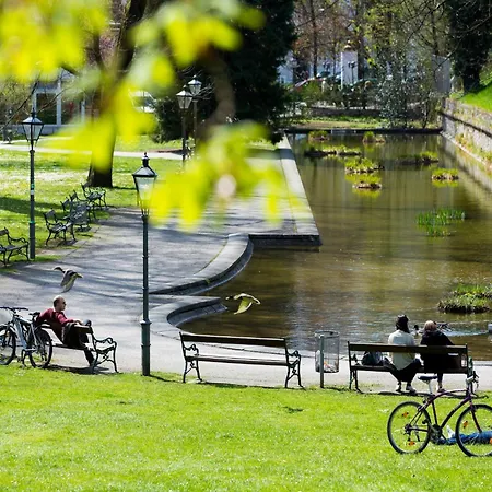 Modernes City-apartment In *