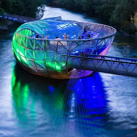 Modernes City-apartment In דירה