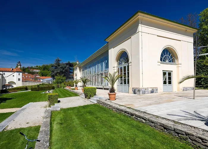 Modernes City-apartment In Apartamento